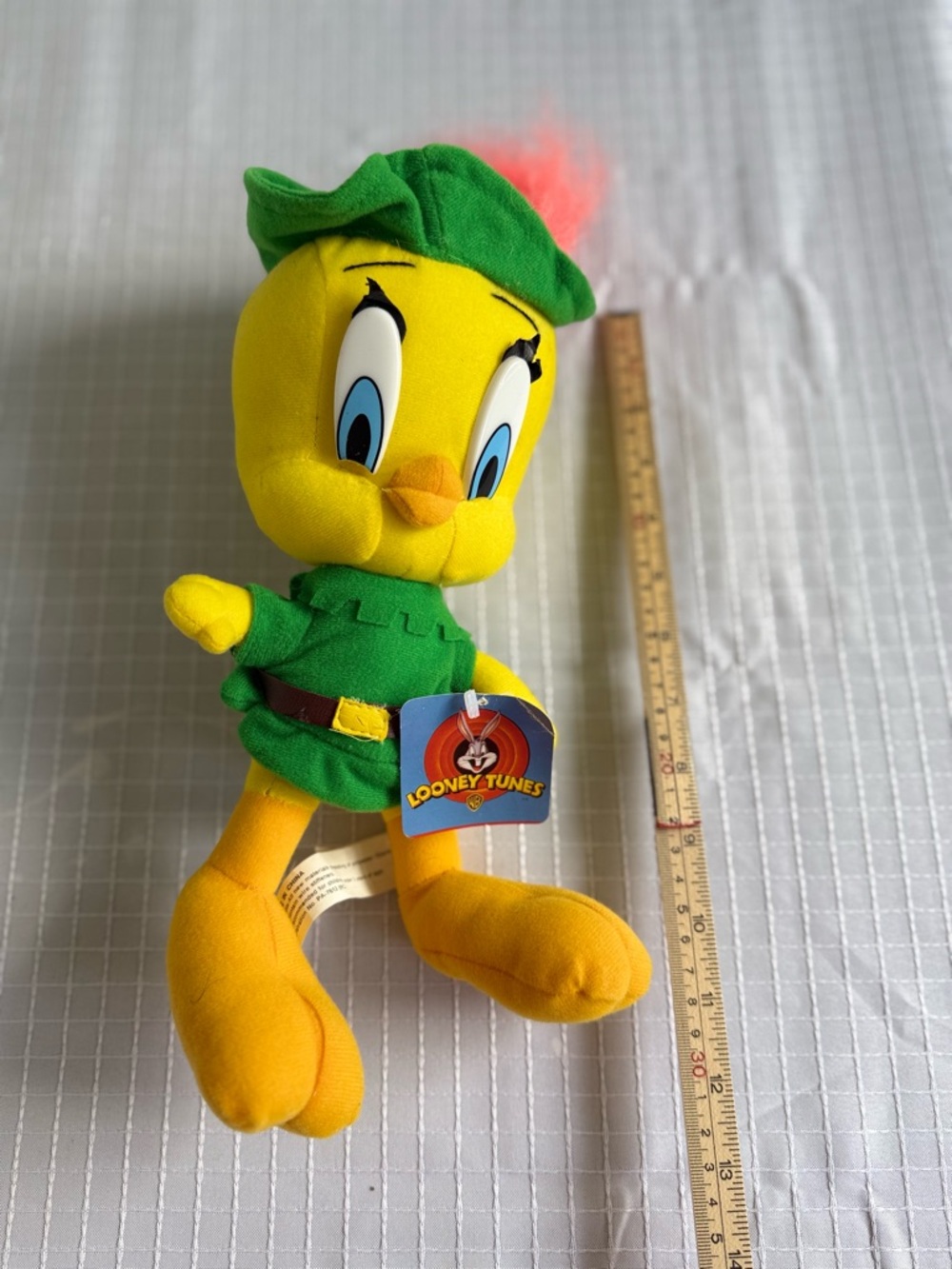 Vintage ACE Looney Tunes Robinhood Tweety Plush Medium from 1997
